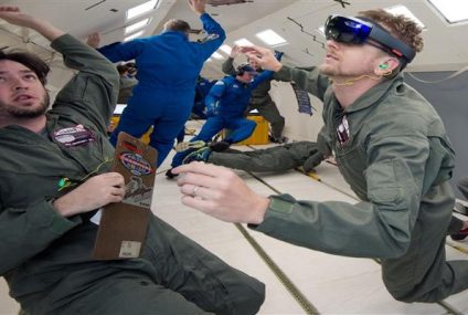 Auriculares de realidad aumentada para los astronautas